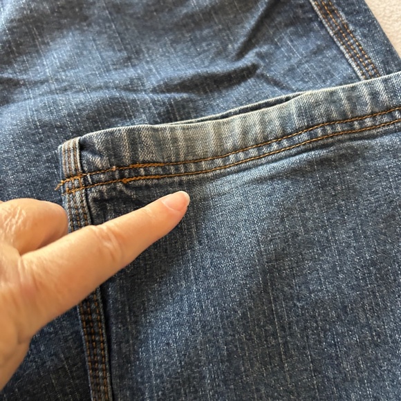 Duluth Trading Co Denim Flex Ballroom 5 Pocket Jeans, 42 x 30 - Picture 13 of 16